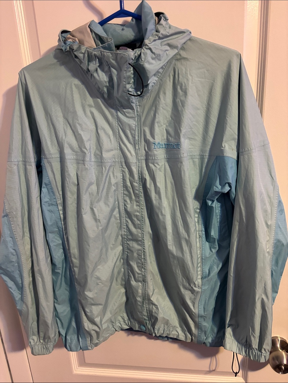 Marmot Women’s Light Blue PreCip Eco Windbreaker Rain Jacket